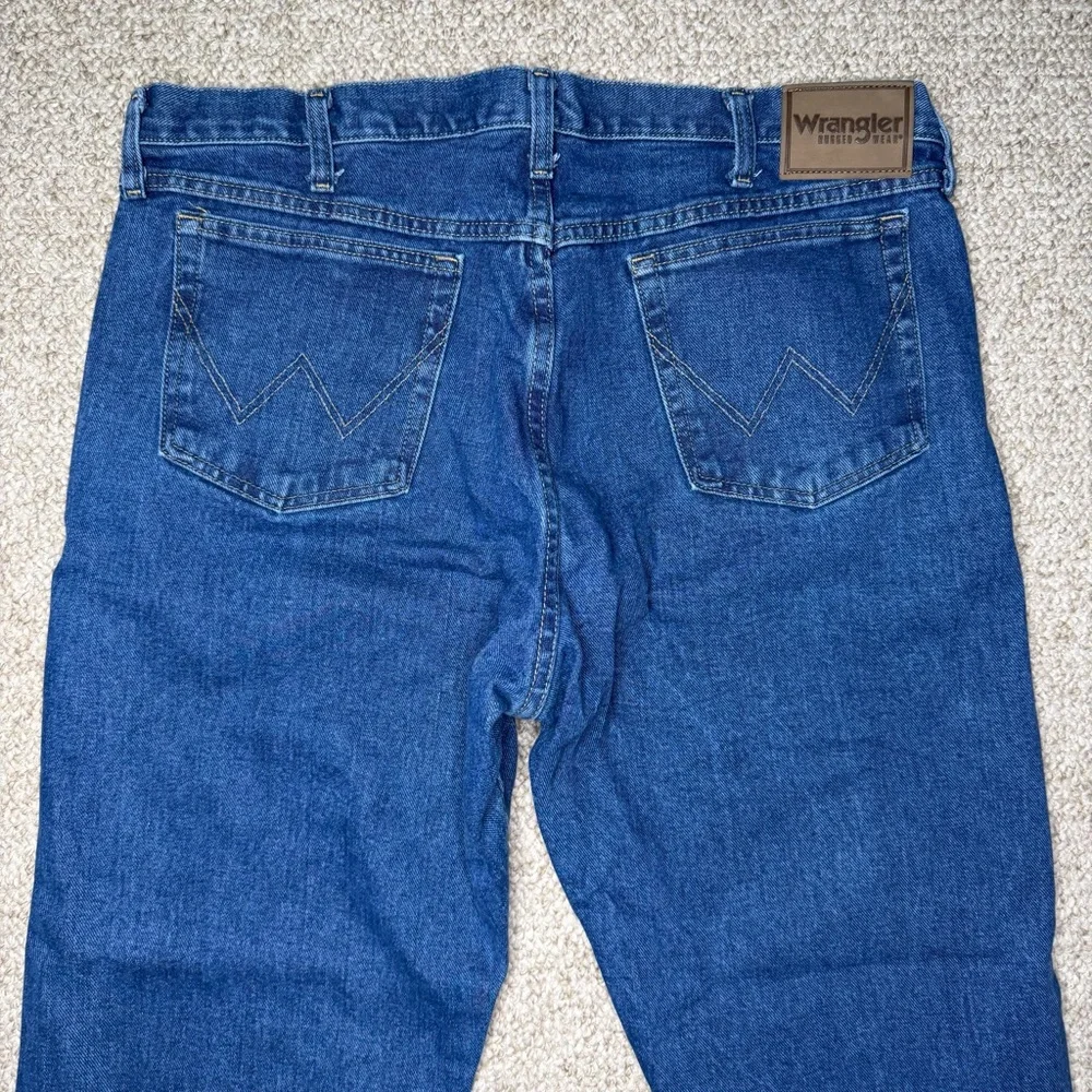 Wrangler Rugged Wear jeans
